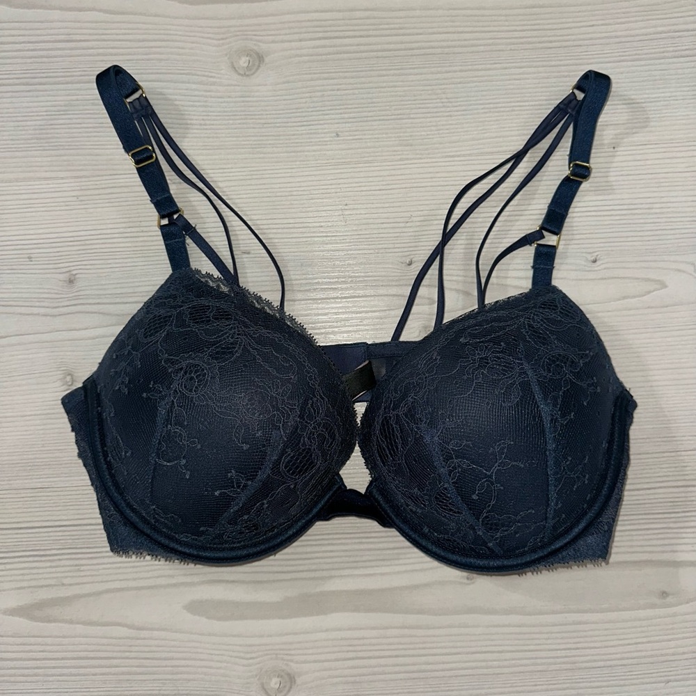 Victoria's Secret Midnight Lace Bra